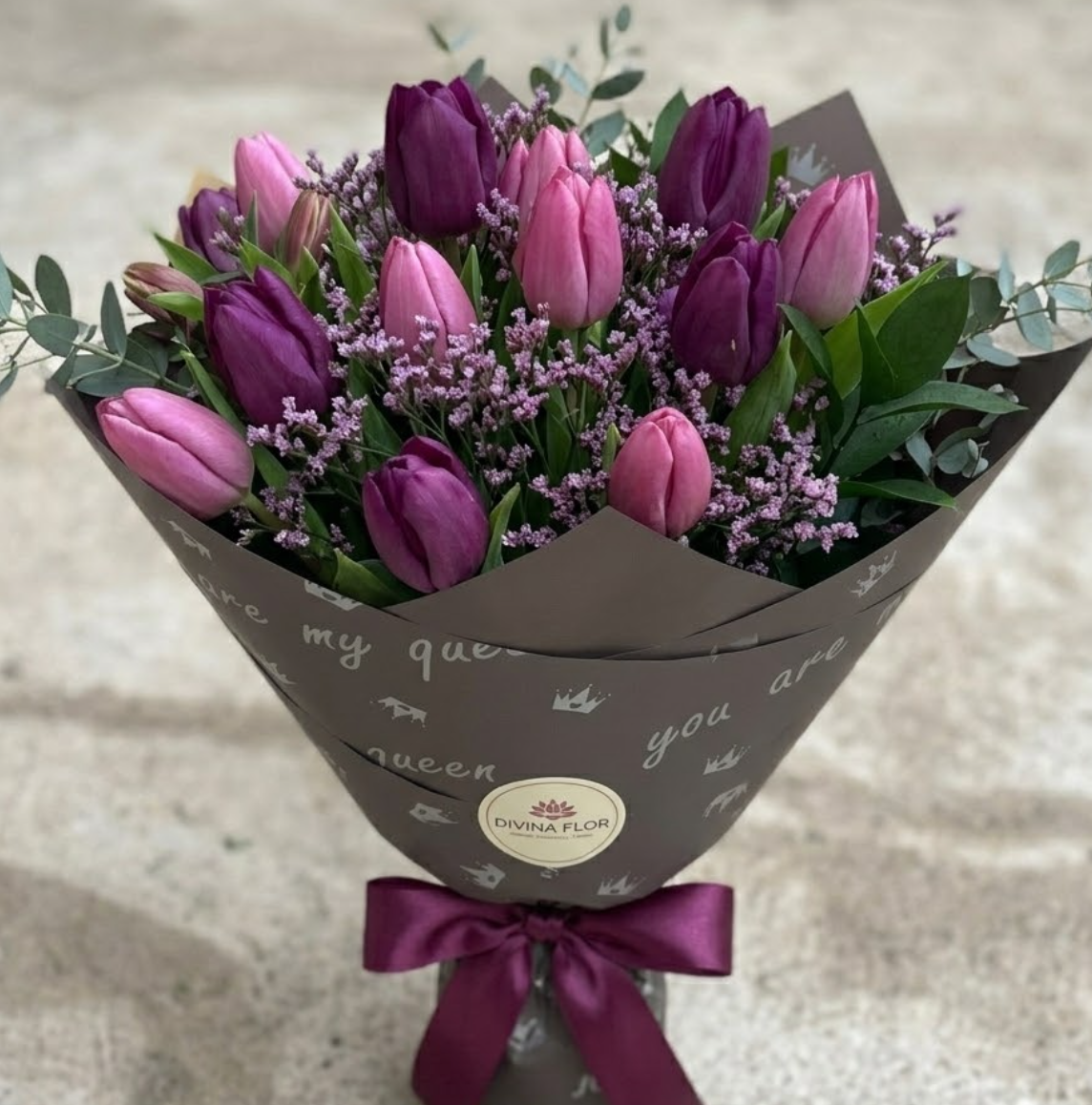 Ramo de Tulipanes Morados
