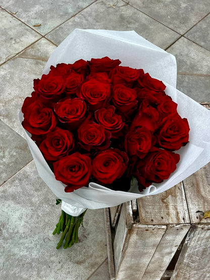 Ramo de 24 Rosas Ecuatorianas