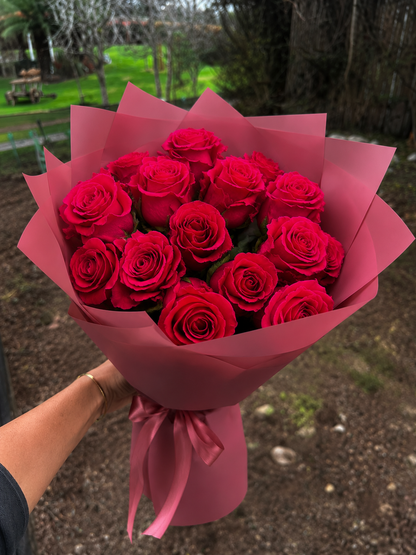 12 Rosas Rojas - Día de la Novia