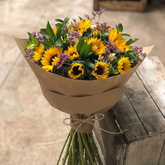 Ramo de Girasoles y Astromelias