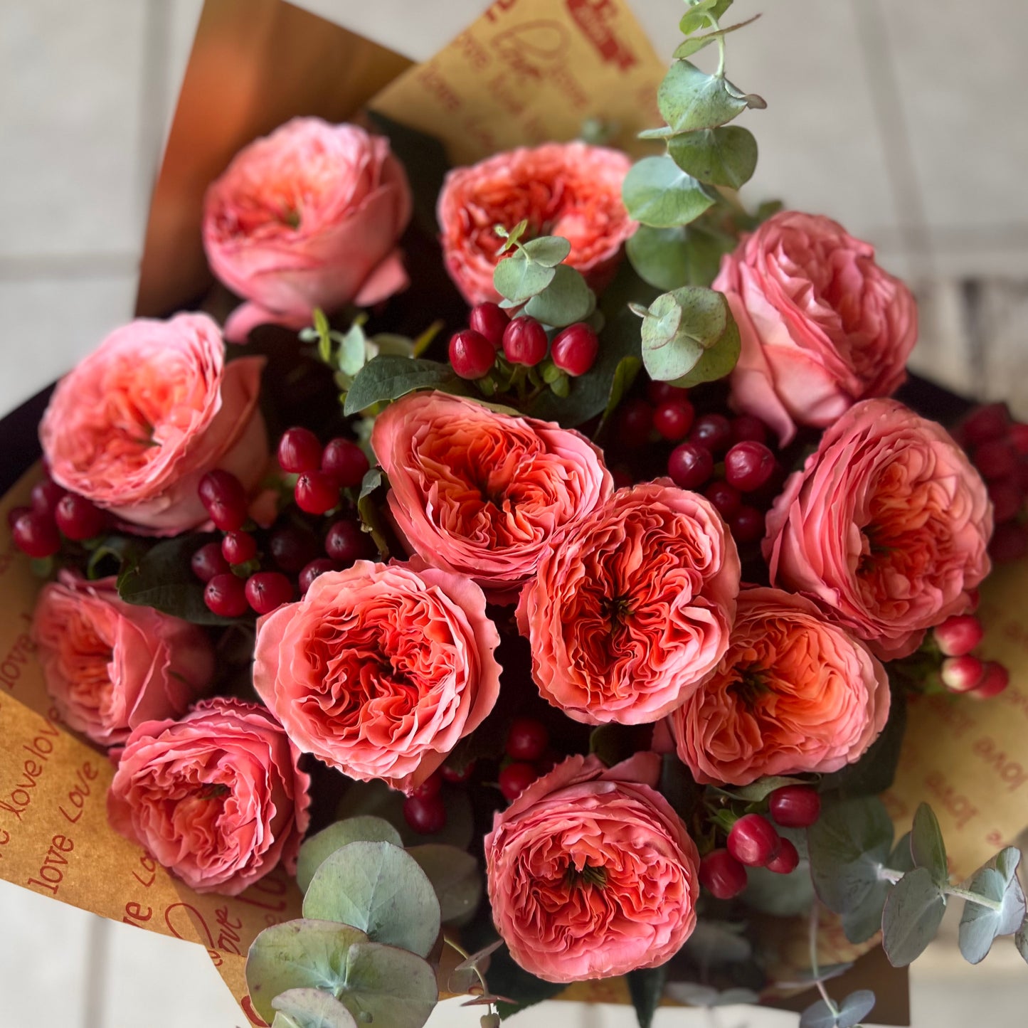 Ramo 12 ROSAS GARDEN tono pastel