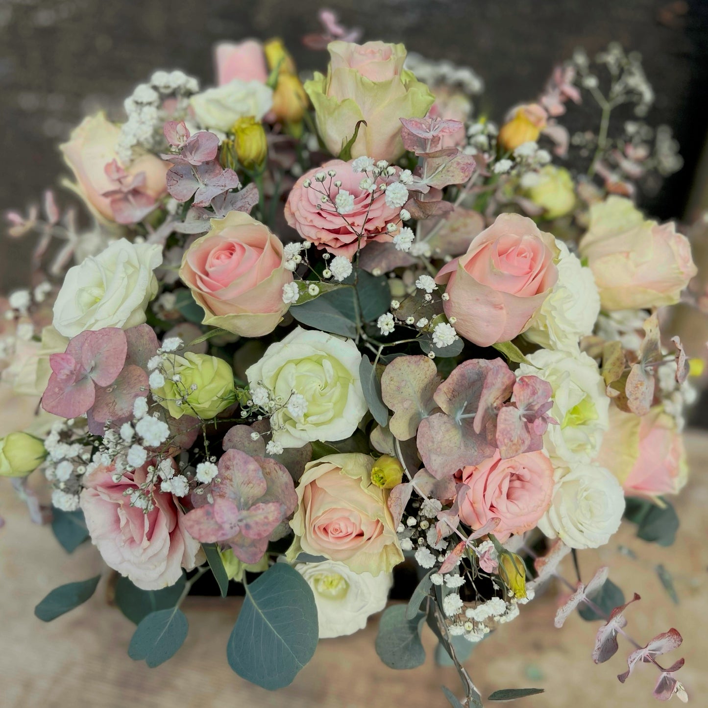 Canasto Mix Flores Rosadas