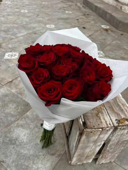 Ramo de 24 Rosas Ecuatorianas